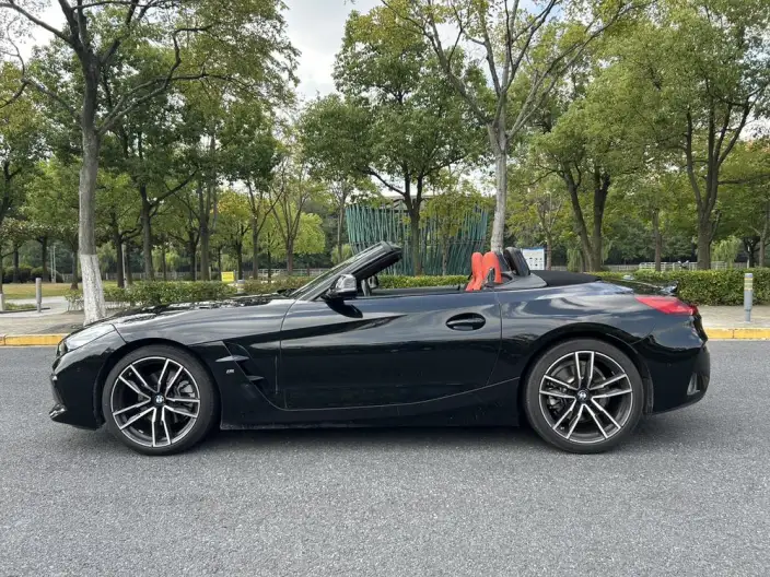 BMW Z4 2023 Model sDrive 25i M Sports Set – фото 10