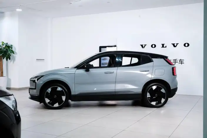 Volvo EX30 2025 Model Rear Drive Long Battery Life Pro Edition Ultra