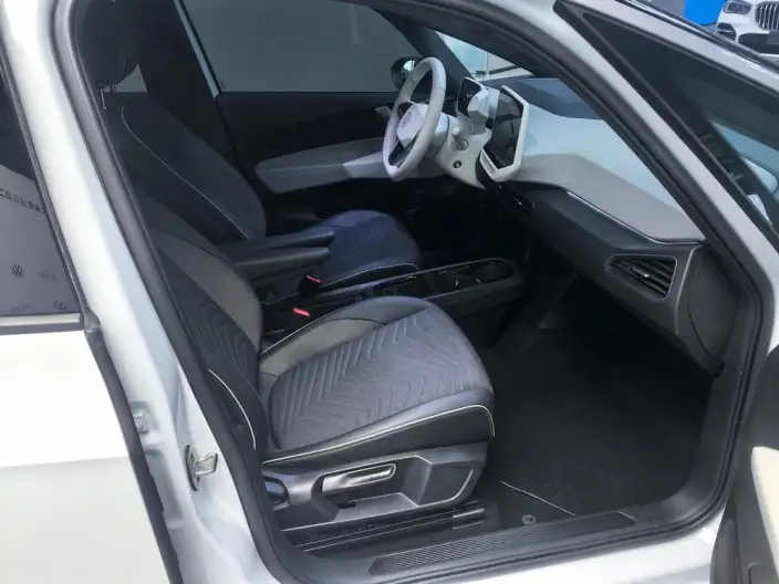Volkswagen ID.3 2023 Model Pure Smart Edition – фото 6