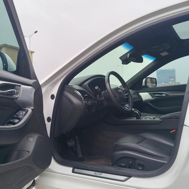 Cadillac C T5 2022 28T Premium – фото 4