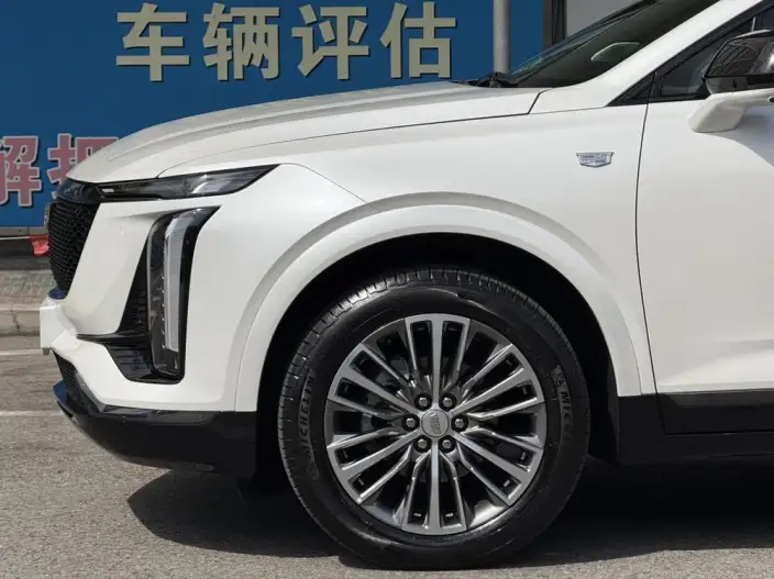 Cadillac XT5 2025 Model 28T 4WD Luxury Model – фото 9