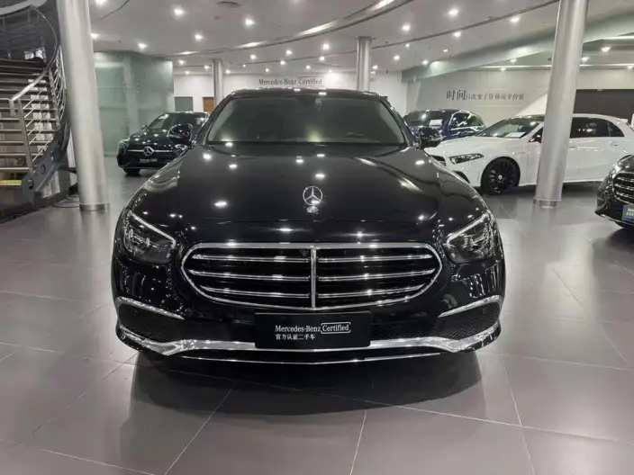 Mercedes-Benz E-Class 2022 Model E 300 L Fashion Model sedan – фото 2