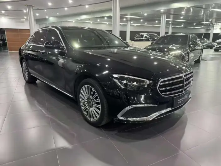 Mercedes-Benz E-Class 2022 Model E 300 L Fashion Model sedan – фото 3