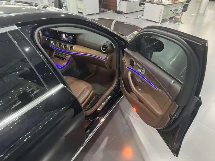 Mercedes-Benz E-Class 2022 Model E 300 L Fashion Model sedan – фото 8