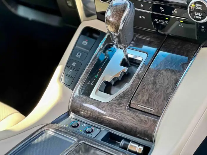 Vellfire 2021 Model Toyota Crown Hybrid 2.5L HV Premium Edition – фото 7