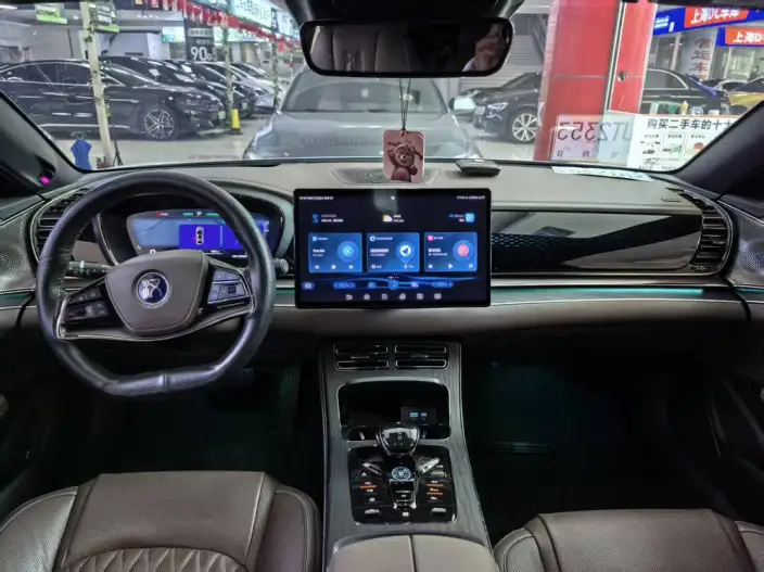 BYD Han EV 2023 Model Champion Edition 715KM Flagship Model – фото 6