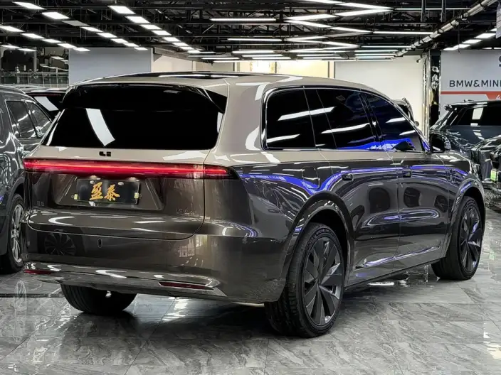 Li Auto L9 2026 Model Livis – фото 7