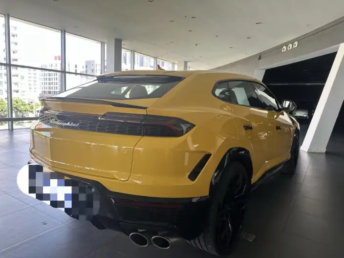 Urus SE 2026 Model 4.0T Standard Model