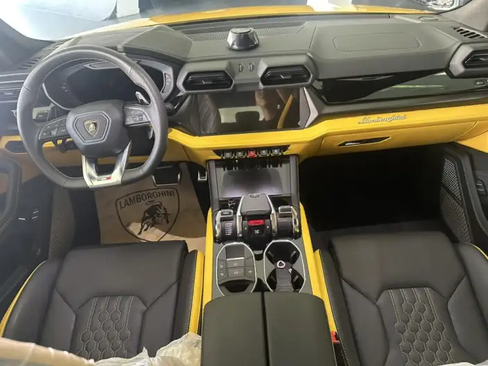 Urus SE 2026 Model 4.0T Standard Model – фото 7