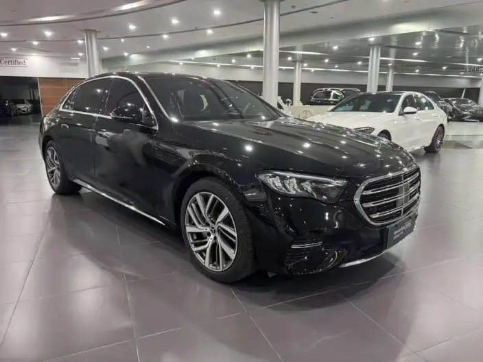 Mercedes-Benz E-Class 2024 Model E 300 L Fashion Model sedan – фото 3