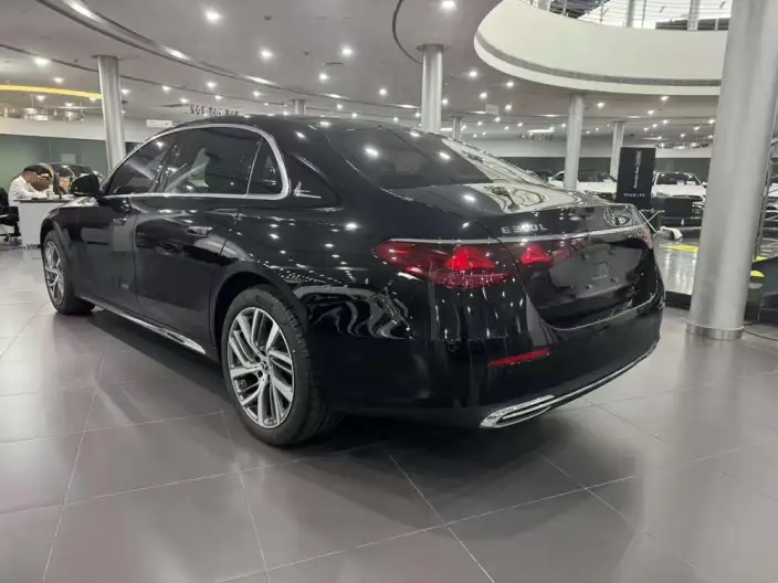 Mercedes-Benz E-Class 2024 Model E 300 L Fashion Model sedan – фото 5