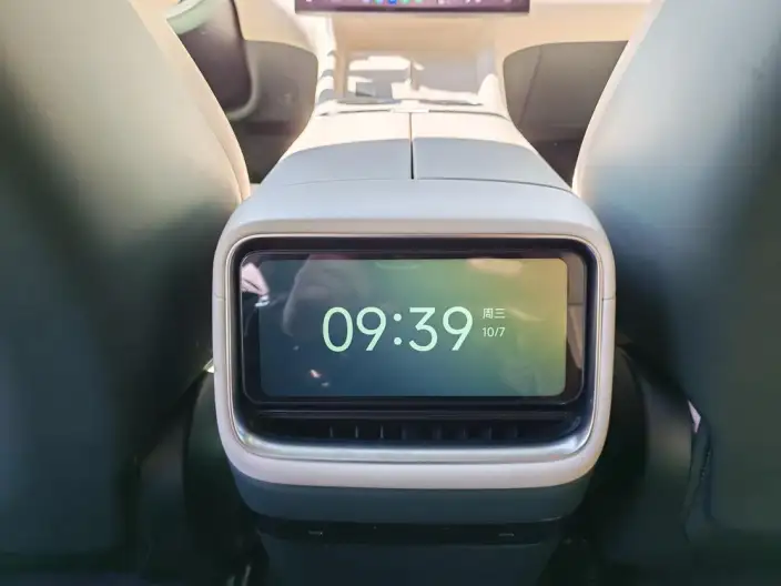 Xiaomi YU7 2025 Model 4WD Pro Edition – фото 8