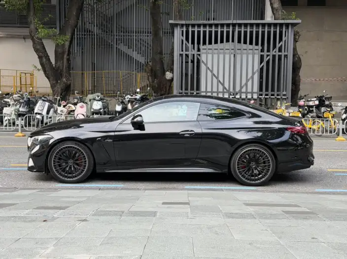 Mercedes-Benz CLE-Class AMG 2026 Model AMG CLE 53 4MATIC+ Coupe – фото 3