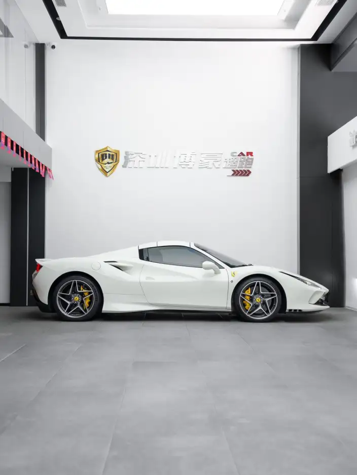 Ferrari F8 2020 Model Spider 3.9T V8 – фото 3