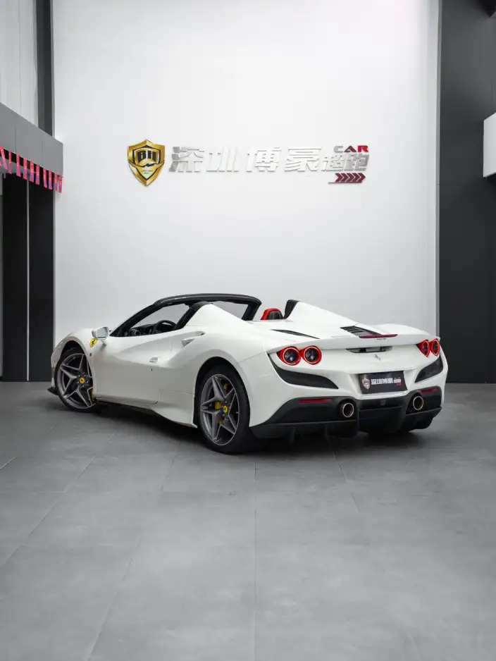 Ferrari F8 2020 Model Spider 3.9T V8 – фото 4