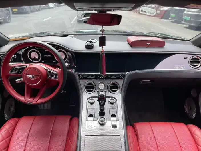 Continental 2022 Model 4.0T GT V8 Mulliner – фото 8
