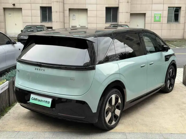 ZEEKR MIX 2025 Model 76kWh Smart Driving Edition