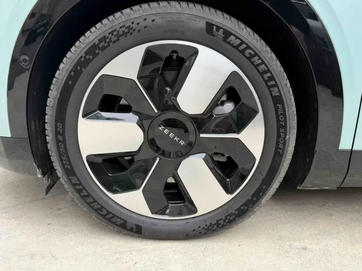 ZEEKR MIX 2025 Model 76kWh Smart Driving Edition