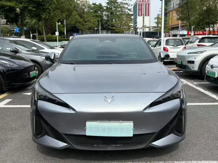 Arcfox α-S 5 2025 Model Facelift 708MAX 200kW