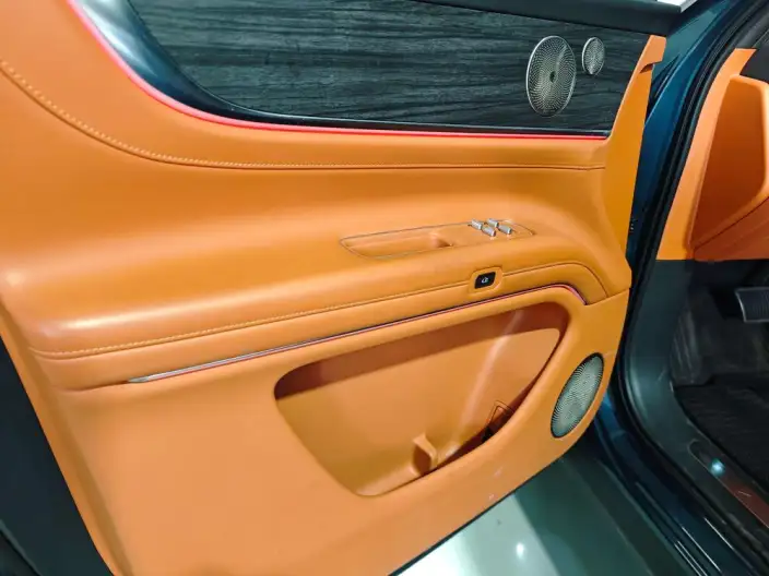 Aito M9 2024 Model Extended Range Max VI seat Edition – фото 7