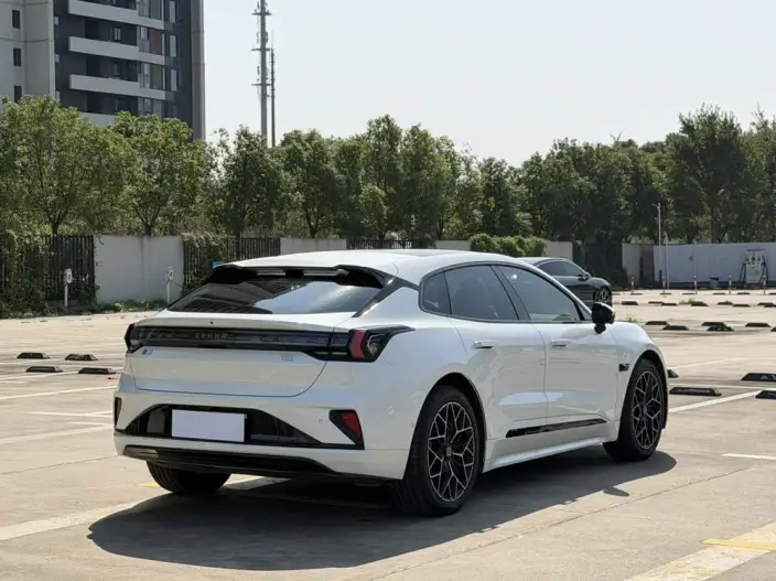 ZEEKR 001 2024 Model WE Edition 100kWh Rear Drive – фото 7