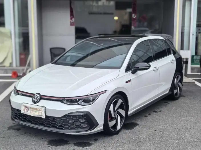 Volkswagen Golf GTI 2021 Model 380TSI DSG GTI – фото 1