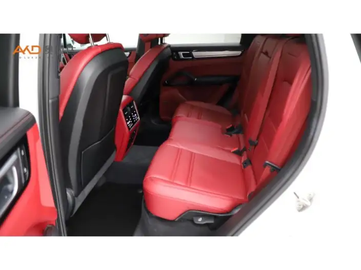 Cayenne 2023 Model Cayenne 3.0T Platinum edition – фото 8