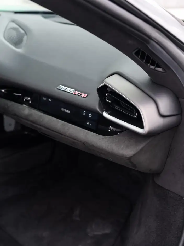 Ferrari 296 2021 Model 3.0T V6 GTB – фото 10