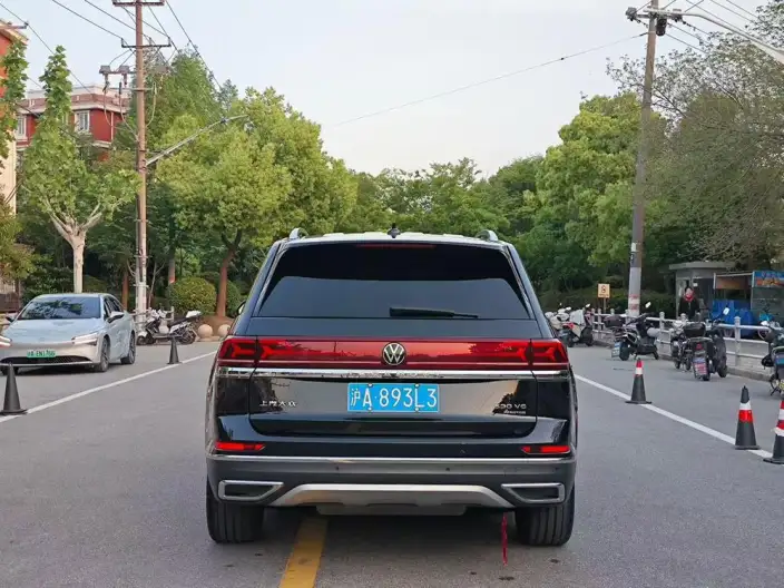 Volkswagen Teramont 2022 Model 530 V6 4WD Respect Deluxe Edition – фото 5