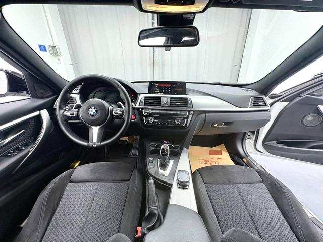 BMW 3 Series Модель 2018 года 320i M Sports Night Edition – фото 4
