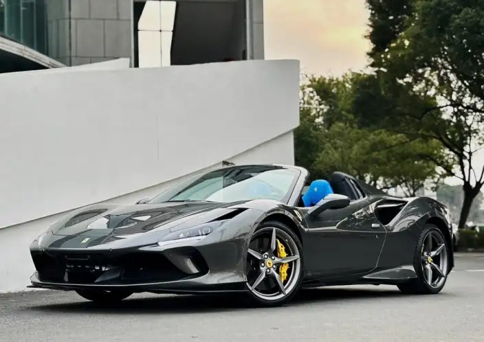 Ferrari F8 2020 Model Spider 3.9T V8