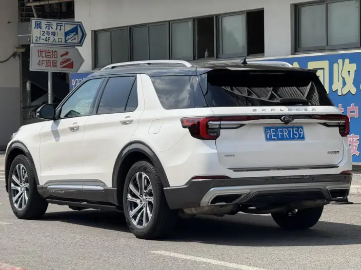 Ford Explorer 2023 Model EcoBoost 285 Rear Drive Fashion edition 7 seat