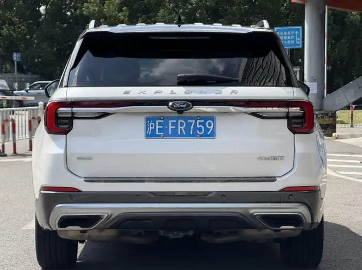 Ford Explorer 2023 Model EcoBoost 285 Rear Drive Fashion edition 7 seat