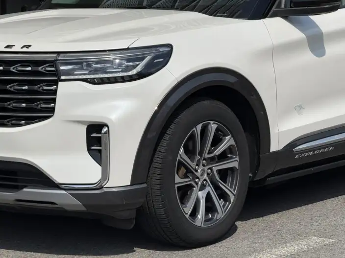 Ford Explorer 2023 Model EcoBoost 285 Rear Drive Fashion edition 7 seat – фото 8