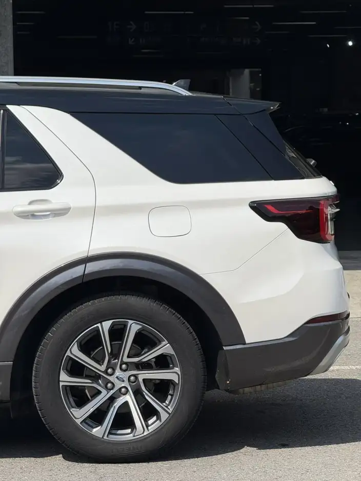 Ford Explorer 2023 Model EcoBoost 285 Rear Drive Fashion edition 7 seat – фото 10