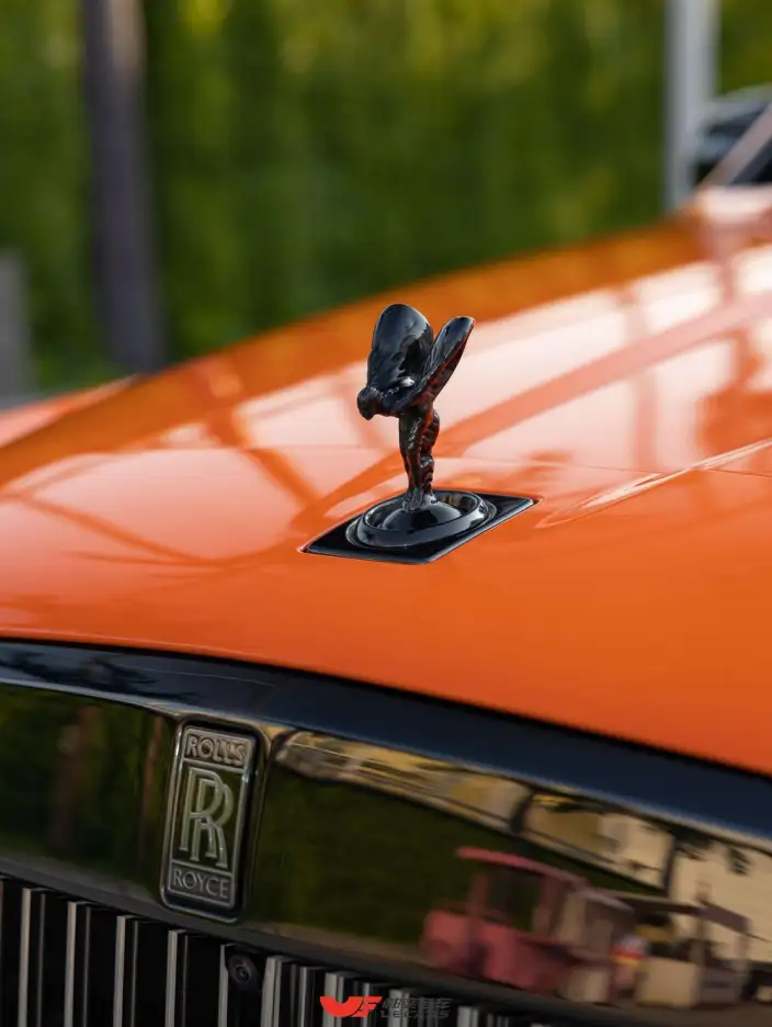 Cullinan 2020 Model Black Badge – фото 10