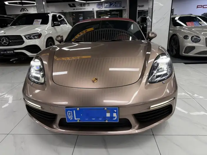 Porsche 718 2022 Model Boxster 2.0T