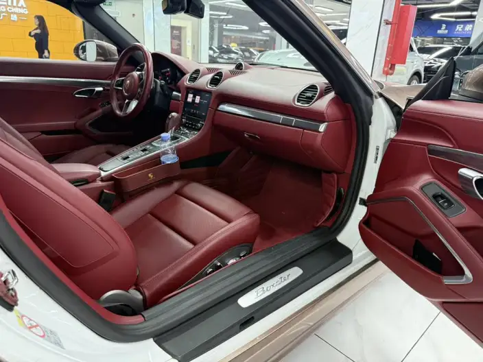 Porsche 718 2022 Model Boxster 2.0T – фото 5