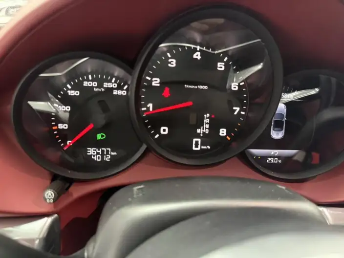 Porsche 718 2022 Model Boxster 2.0T – фото 7