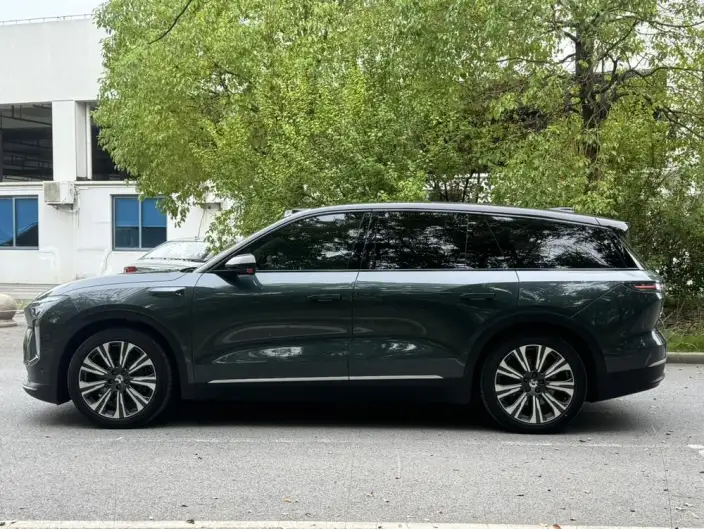 NIO ES8 2023 Model 75kWh Executive Edition