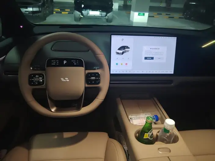 Li Auto i6 2025 Model 2WD Standard Edition – фото 5