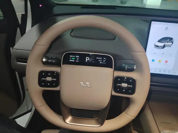 Li Auto i6 2025 Model 2WD Standard Edition – фото 7