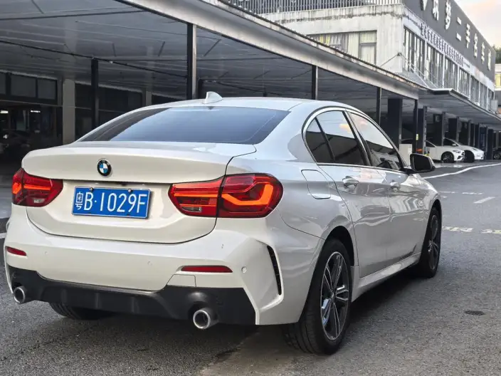 BMW 1 Series 2022 Model 1.5T Automatic Qian Drive 5 seat Parallel Imported – фото 6