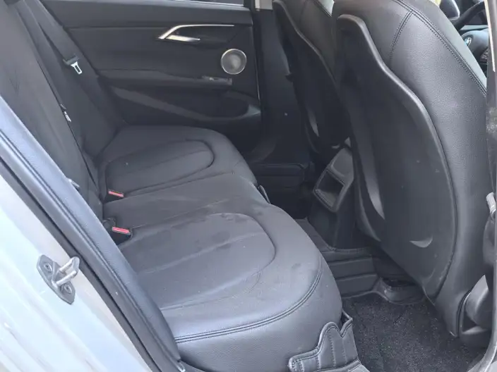 BMW 1 Series 2022 Model 1.5T Automatic Qian Drive 5 seat Parallel Imported – фото 7