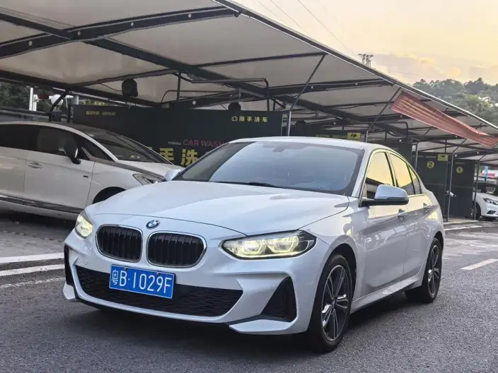 BMW 1 Series 2022 Model 1.5T Automatic Qian Drive 5 seat Parallel Imported – фото 10