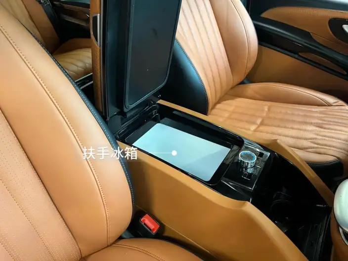 Viano 2023 Model 2.0T Elite Edition 7 seat – фото 6