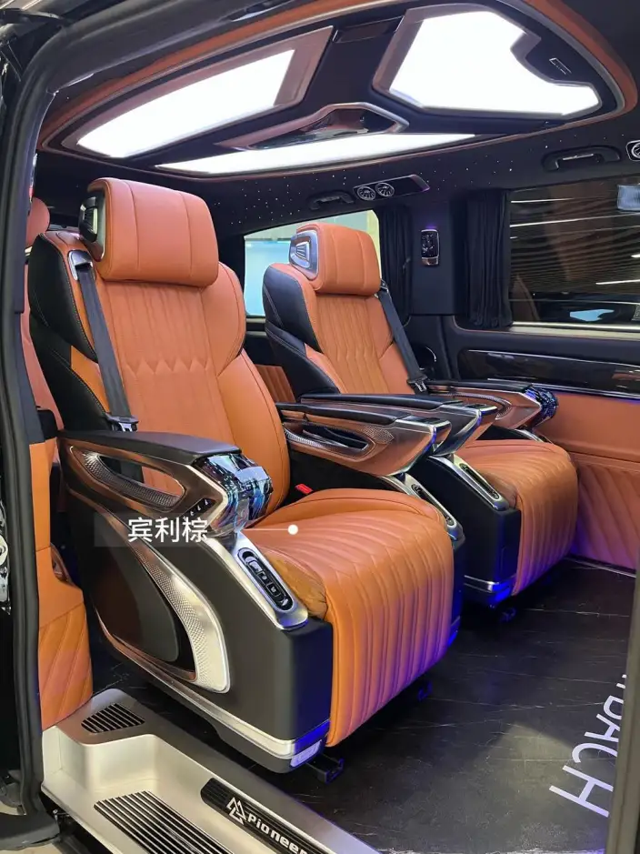 Viano 2023 Model 2.0T Elite Edition 7 seat – фото 7