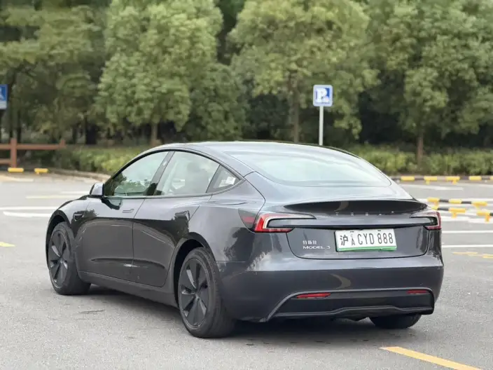 Model 3 2023 Model Rear-wheel drive version – фото 5