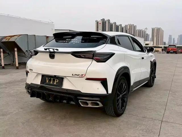 Changan UNI-T 2023 Second Generation 1.5T Premium – фото 18