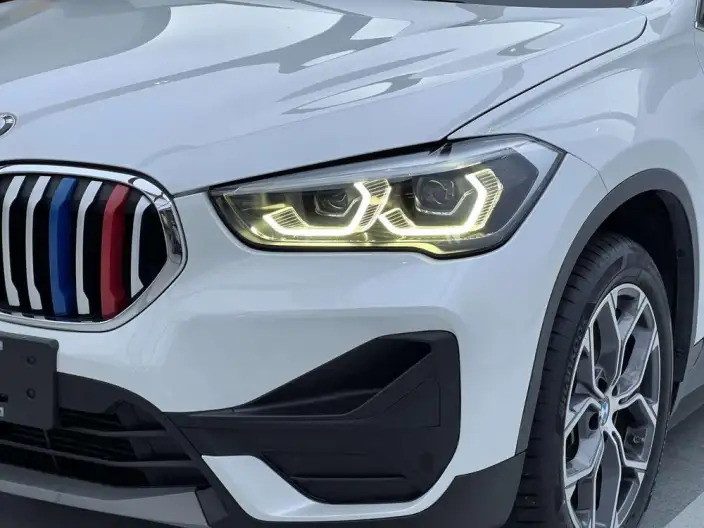 BMW X1 2022 Model sDrive25Li Leading Model – фото 5